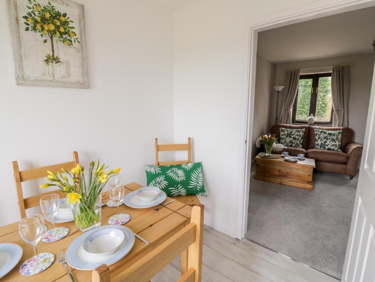 Kite Cottage Брэклей Экстерьер фото
